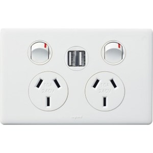 Excel Life Double Horizontal Socket with Dual USB Charger - Choose Colour
